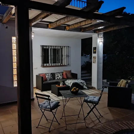 Holiday home The Lemon Grove House