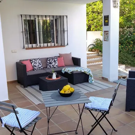 Holiday home The Lemon Grove House