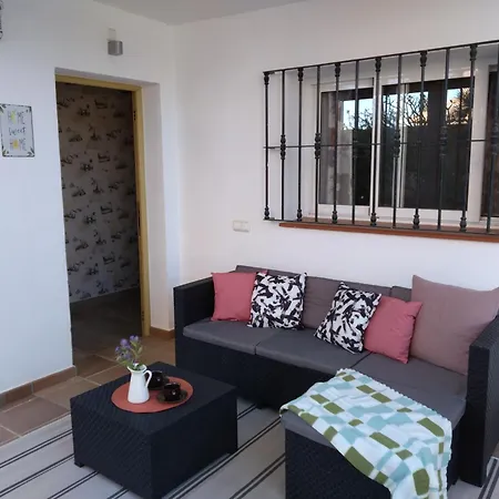 Holiday home The Lemon Grove House - Large Private Garden, Private Pool - Perfect For Families