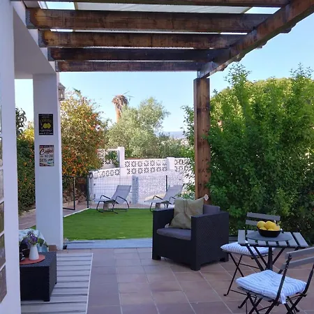 The Lemon Grove House - Large Private Garden, Private Pool - Perfect For Families Holiday home Torremolinos